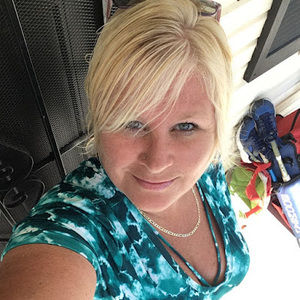 Meet your Posher, Lori